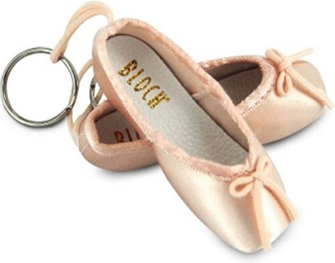 Ballet slipper key chain Tiles Moroccan, Shoe Keychain, Ballet Accessories, Toe Spacers, Svetlana Zakharova, Opera Ballet, Ballerina Project, Ballet Pointe Shoes, Mexican Tiles