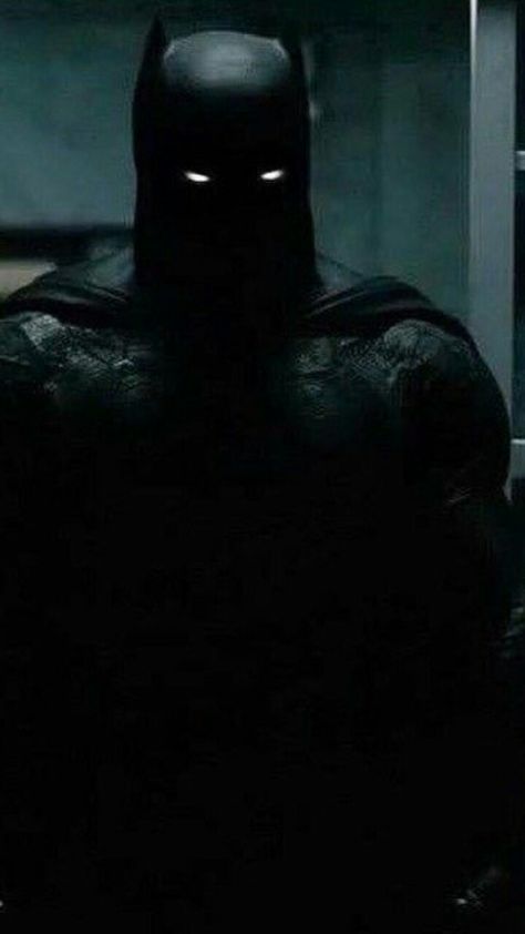 Bataffleck Wallpaper, Green Lantern Green Arrow, Zack Snyder Justice League, Ben Affleck Batman, Batman Comic Wallpaper, Batman Tattoo, Batman Cosplay, Batman Pictures, Dc Comics Wallpaper