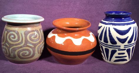 Legend Of Zelda Pottery, Legend Of Zelda Pots, Zelda Pottery Painting, Zelda Pots, Zelda Ceramics, Zelda Pottery, Zelda Clay, Diy Zelda Crafts, Zelda Decor