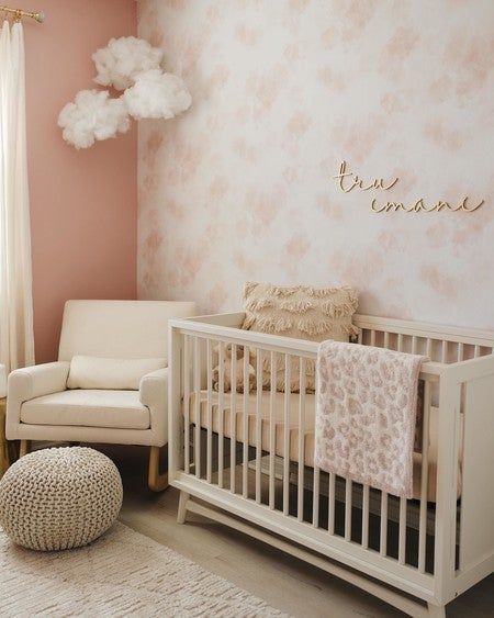 Nursery Ideas Pink, Pink Nursery Ideas, Soft Nursery Rug, Twin Nursery Room, Pink Nursery Room, Pink Baby Nursery, Pink Baby Room, Girly Nursery, Girl Nursery Pink