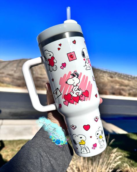 40oz Tumbler Ideas, Snoopy Tumbler, Tumbler Care Instructions, Stanley Cups, Epoxy Tumblers, Custom Tumbler Cups, Custom Tumbler, Hot Beverages, Fun Cup