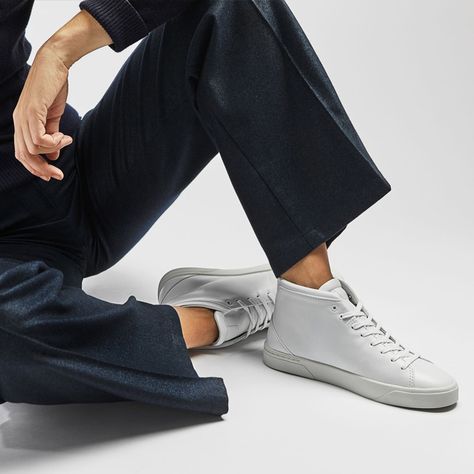 The ultimate guide to men's trainers 2020 - OPUMO Magazine Mens Shoe Photography, Shoe Photo, Shoes Editorial, Sneakers Outfit Men, Shoe Story, White Sneakers Men, Shoes Ads, Sport Shoes Men, Shoes Photo