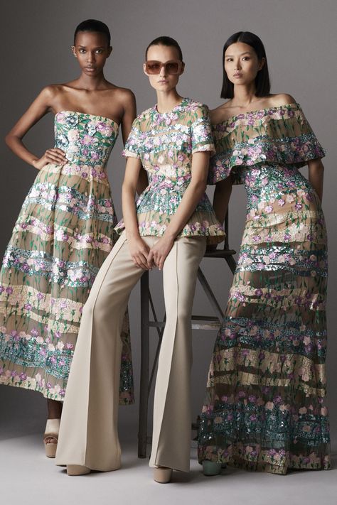 Elie Saab Resort 2024 Collection | Vogue Elie Saab Resort, Outfit Printemps, Dress Outline, Embroidered Tulle Dress, Resort 2024, Boutique Couture, Strapless Midi Dress, Elie Saab, Tulle Dress