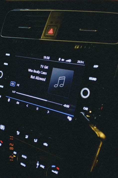 Music car rides Car Aux Aesthetic, Car Playlist Covers Aesthetic, Spotify Car Thing, Car Music Aesthetic, Car Songs, Friends Aesthetics, Road Trip Music, Playlist Covers Photos, Car Music