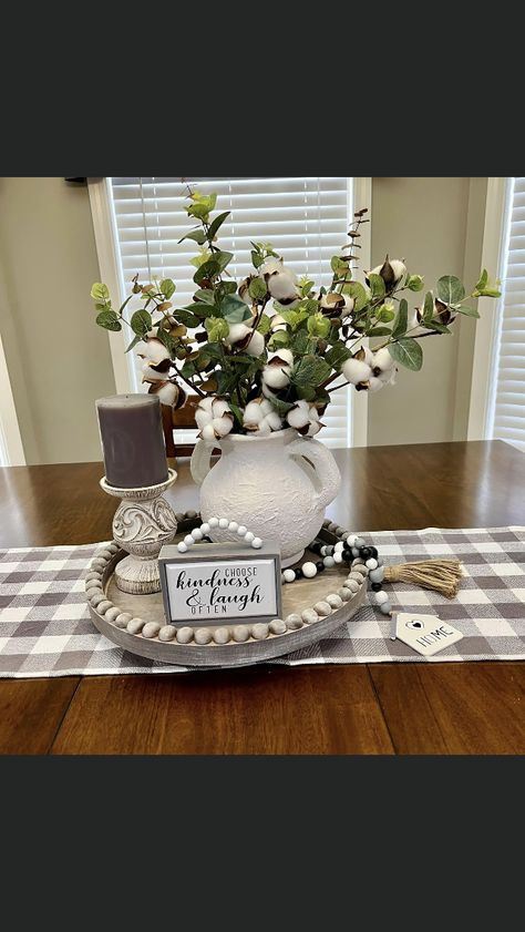 Dining Table Decor Centerpiece, Farmhouse Style Living Room Decor, Coffee Table Decor Living Room, Farmhouse Table Centerpieces, Table Centerpieces For Home, Kitchen Table Centerpiece, Decor Coffee Table, Dining Room Centerpiece, Farmhouse Table Decor