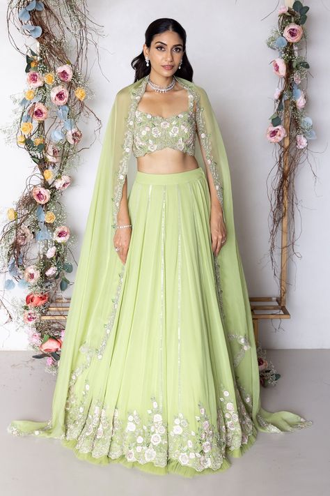 Buy Latest Designer Lehengas for Women Online Guest Lehenga Look, Pastel Green Lehenga Combinations, Lehenga Ideas For Bridesmaid, Wedding Outfit For Brides Sister, Floral Gowns Indian, Bridesmaid Indian Outfits, Wedding Guest Lehenga, Trendy Lehenga Designs, India Traditional Dress