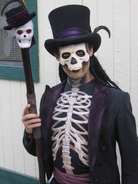 Baron Samedi Voodoo Makeup, Witch Doctor Costume, Voodoo Costume, Doctor Halloween Costume, Voodoo Priest, Witch Costume Diy, Voodoo Halloween, Doctor Halloween, Diy Witch