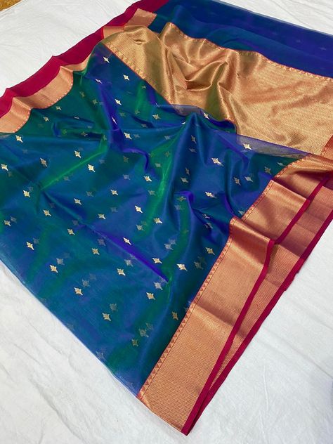 Peacock Green Saree Silk, Peacock Blue Saree Silk, Peacock Green Saree Contrast Blouse, Peacock Blue Saree Contrast Blouse, Traditional Chanderi Saree, Blue Chanderi Saree, Chanderi Silk Saree With Price, Peacock Blue Wedding Saree, Chanderi Pattu Sarees