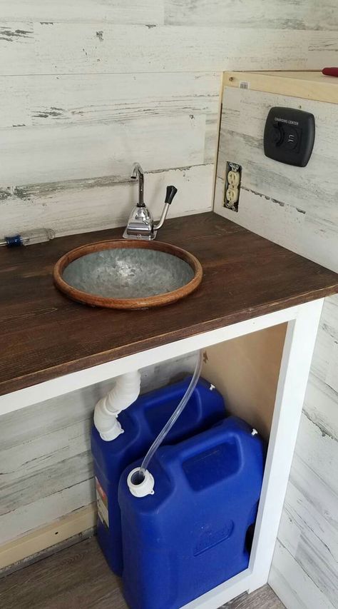 Cargo Trailer Bathroom Ideas, Off Grid Sink Ideas, Diy Weekender Horse Trailer, Horse Trailer Conversion Living Quarters, Horse Trailer Weekender Conversion, Weekender Horse Trailer Ideas, Diy Horse Trailer Living Quarters, Trailer Bathroom Ideas, Horse Trailer Diy