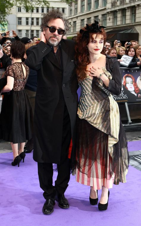 Helena Bonham Carter and Tim Burton Have Split | Glamour Tim Burton Costumes, Celebrity Couple Costumes, Helena Carter, Helen Bonham, Couples Halloween Costume Ideas, Tim Burton Style, Magic House, Hit Girls, Hallowen Costume