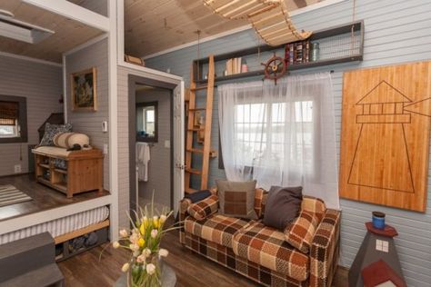 200 Sq. Ft. Cape Cod Inspired Tiny House on Wheels Tiny House 200 Sq Ft, Farmhouse Tiny House, Tiny House Appliances, Tiny House Living Room, Tiny House Big Living, Shed Home, Interior Layout, Tiny House Nation, Tiny House Trailer