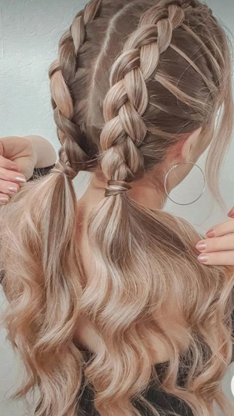 Braids With Curls, Penteado Cabelo Curto, Braided Hairstyles Easy, Hairstyles For Short Hair, Easy Hairstyles For Long Hair, Fish Tail Braid, Hair Pictures, Short Hair Cuts For Women, Hairstyles For School