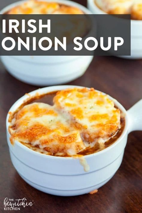 Onion Soup Recipe, Irish Cooking, Hearty Soup Recipes, French Onion Soup Recipe, Soup Appetizers, Onion Soup Recipes, Delicious Soup Recipes, Soup Kitchen, Dinner Appetizers