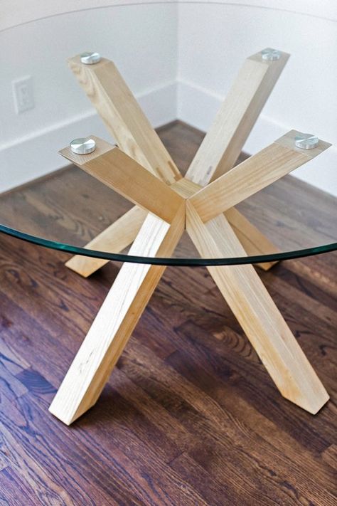 Latest Dining Table, Farmhouse Dining Benches, Table Base Design, Round Glass Table, Pedestal Table Base, Round Dining Room, Homemade Tables, Woodworking Furniture Plans, Wooden Pallet Projects