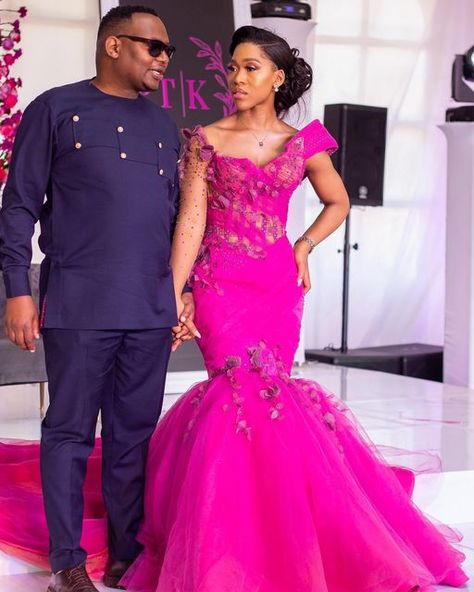 Pink Shweshwe Wedding Dress, Sepedi Traditional Attire, Shweshwe Wedding Dresses, Seshoeshoe Dresses, African Wedding Theme, Latest Wedding Gowns, Blessing Ceremony, Corset Sewing, South African Traditional Dresses