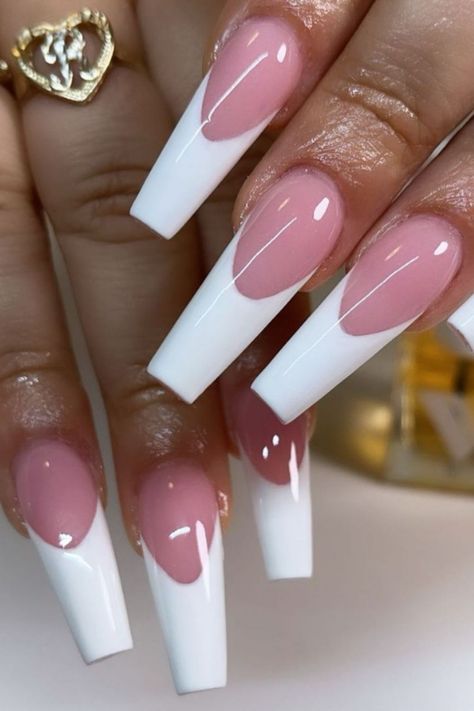 Nails Design White Tip Nail Designs, Nail Art Blanc, Nails Plain, Nails Basic, White Summer Nails, Nails Vintage, Emerald Nails, Nails Heart, White Tip Nails