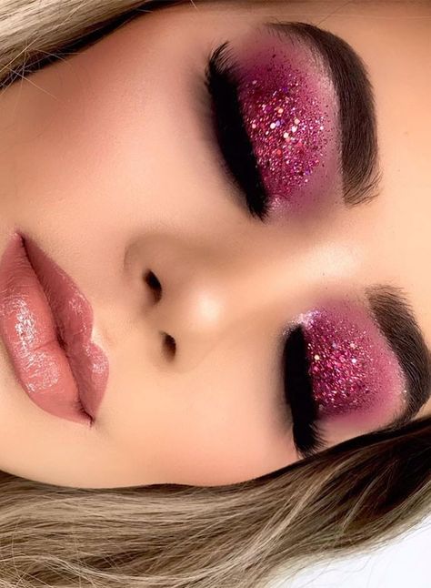 Glam Eye Makeup Looks, Eye Makeup Trends, Pink Glitter Makeup, Party Makeup Tutorial, Glam Eye Makeup, Pink Eyeshadow Look, Eye Makeup Images, Party Makeup Looks, Prom Eye Makeup