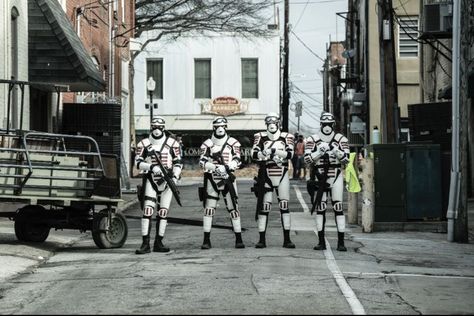 commonwealth soldiers Twd Commonwealth, Star Wars Ships, Commonwealth, Walking Dead, The Walking Dead, Soldier, Walking