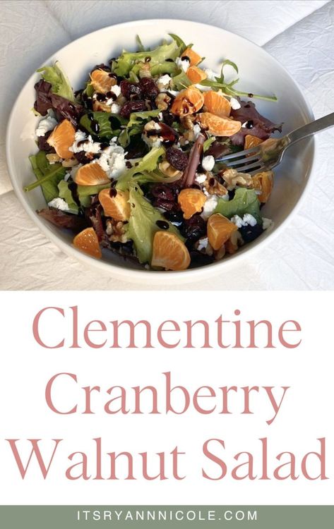 Looking for a new salad recipe idea? This clementine cranberry walnut salad is sure to please! Our take on the classic spinach clementine salad. Clementine Salad, Cranberry Walnut Salad, Winter Salad Recipes, Cranberry Salad, Healthy High Protein Meals, Lunch Bowl, Lunch Recipe, Walnut Salad, Winter Salad