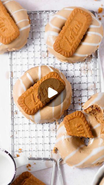 Biscoff Donut, Donuts Filled, Donut Filling, Best Donuts, Butter Glaze, Biscoff Cookie Butter, Vegan Donuts, Biscoff Cookies, Cookie Butter