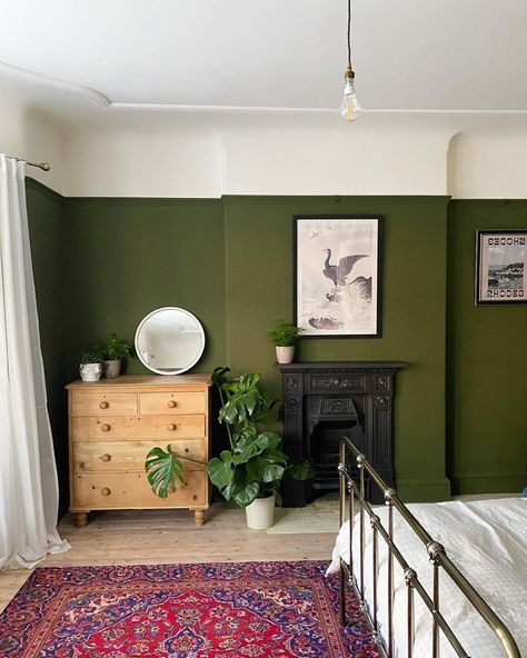 Olive Green Paint, Olive Green Bedrooms, Green Bedroom Walls, Green Bedroom Decor, Green Accent Walls, Bedroom Updates, Green Walls, Bedroom Renovation, Living Room Green