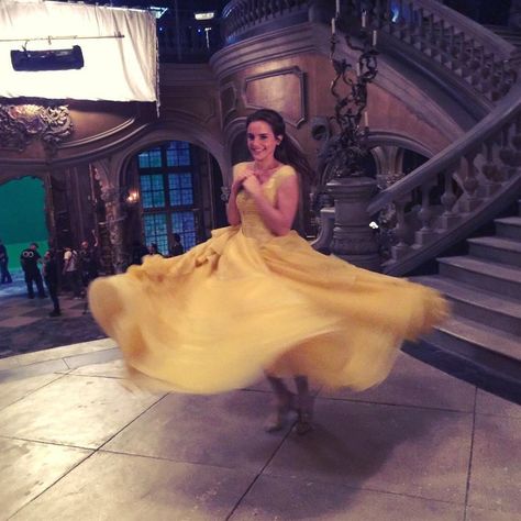 Emma Watson Belle, Gugu Mbatha Raw, Beauty And The Beast Movie, Belle Beauty And The Beast, Emma Thompson, Belle Beauty, Disney Live Action, Disney Beauty And The Beast, British Actresses