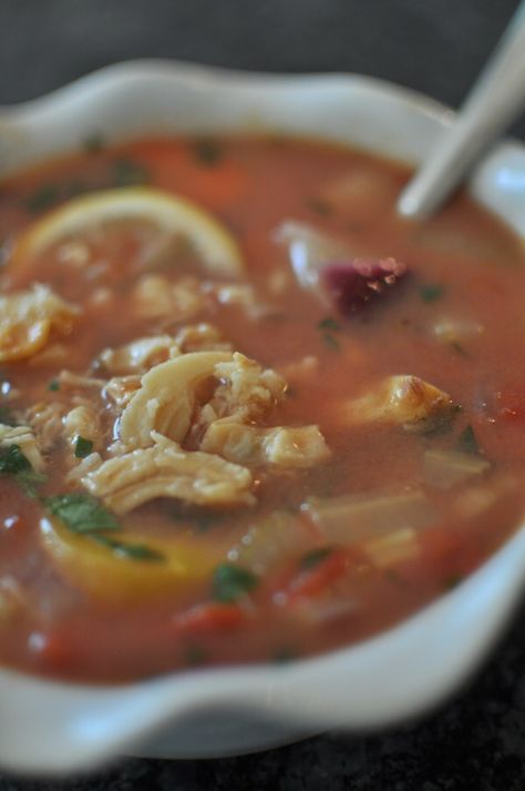 Manhatten Clam Chowder, 3 Ingredient Dinners, Manhattan Clam Chowder, Manhattan Recipe, Clam Chowder Recipe, Chowder Recipes Seafood, Amigurumi For Beginners, Chowder Soup, Seafood Chowder