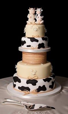 Design Cookies, Crazy Wedding Cakes, Cow Cakes, Cakes Design, Designer Cakes, Cookies Cake, Baking Business, Unique Wedding Cakes, Crazy Cakes