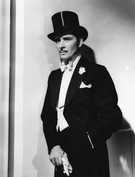 Ronald Colman Pictures and Photos - Getty Images Ronald Colman, Smart Men, Classic Movie Stars, Silent Movie, Sharp Dressed Man, Golden Age Of Hollywood, Hollywood Actor, Silver Screen, Vintage Hollywood