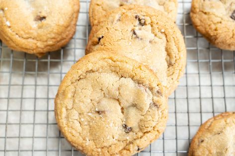 Lard Cookies Recipe, Cookies With Lard, Recipe Chocolate Chip Cookies, Milk Chocolate Chips, Chocolate Chip Cookie, Cream And Sugar, Cookies Recipes Chocolate Chip, No Bake Cookies, Tray Bakes