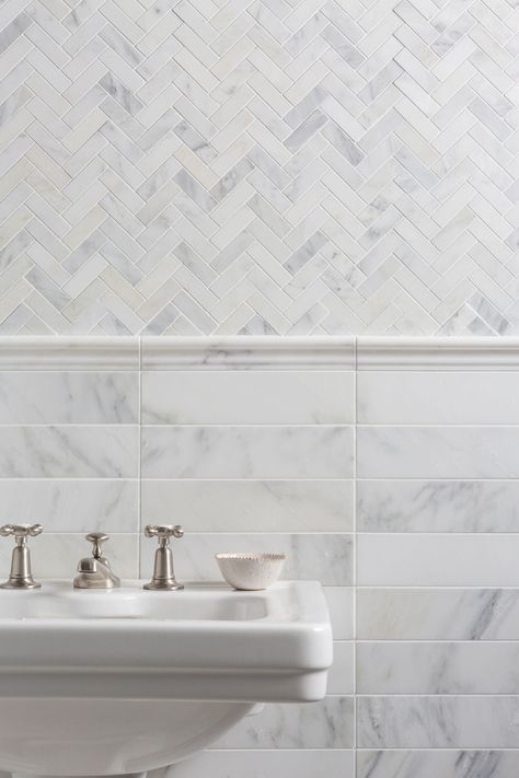 Bathroom Tile Trends, Herringbone Tile Pattern, Herringbone Mosaic Tile, Marble Bathroom Floor, Marble Herringbone, Honed Marble Tiles, Mandarin Stone, White Marble Bathrooms, Marble Tile Bathroom