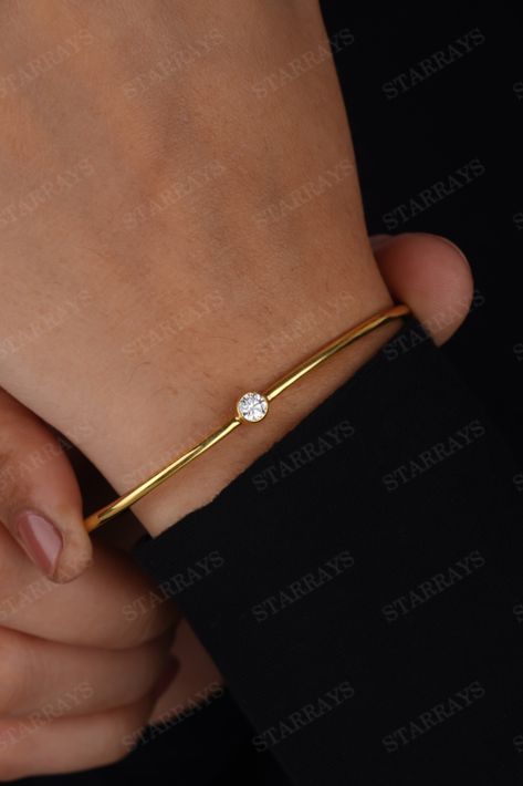 Diamond Bangle Bracelet, 14k Gold Moissanite Solitaire Bangle Bracelet for women, Minimalist Bracelet, Silver Diamond Bracelet Gift for her Single Diamond Bangle, Diamond Bangles Bracelet Unique, Single Diamond Bracelet, Minimalist Bracelet Silver, Moissanite Bracelet, Single Bangle, Bangle Stacking, Minimalist Bangle, Bangle Design