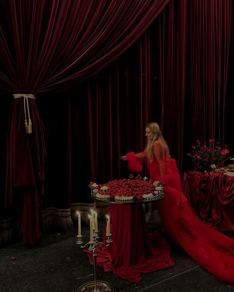 Strawberries, red velvet, and candlelight – perfection! ❤️ @odette_________ Red Wedding Aesthetic, Red Masquerade, Red Velvet Birthday, Wedding Aesthetics, Xmas Dinner, Floral Table, July 1, Red Aesthetic, Red Wedding