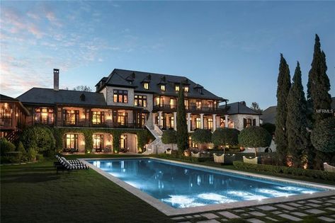 42,000-Square-Foot 'Majestic' Florida Mansion on Market for $22M | realtor.com® Dream House Mansions, Florida Mansion, Mansion Exterior, Luxury Houses Mansions, Dream Mansion, التصميم الخارجي للمنزل, Modern Mansion, Mansion Interior, Dream House Rooms