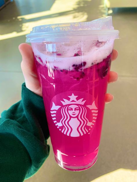 Mango Dragonfruit Lemonade Refresher, Mango Dragonfruit Lemonade, Dragonfruit Lemonade, Refresher Starbucks, Mango Dragonfruit Refresher, Lemonade Refresher, Dragonfruit Refresher, Drink Starbucks, Starbucks Summer