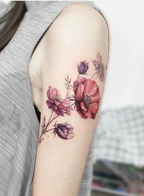 81 Flower Tattoos to Make Your Skin a Living Garden - DIY Morning Stairway Tattoo, Vintage Floral Tattoos, Vintage Flower Tattoo, Sunflower Tattoo Shoulder, Poppies Tattoo, Beautiful Flower Tattoos, Flower Tattoo Arm, Cat Tattoos, Flower Tattoo Sleeve