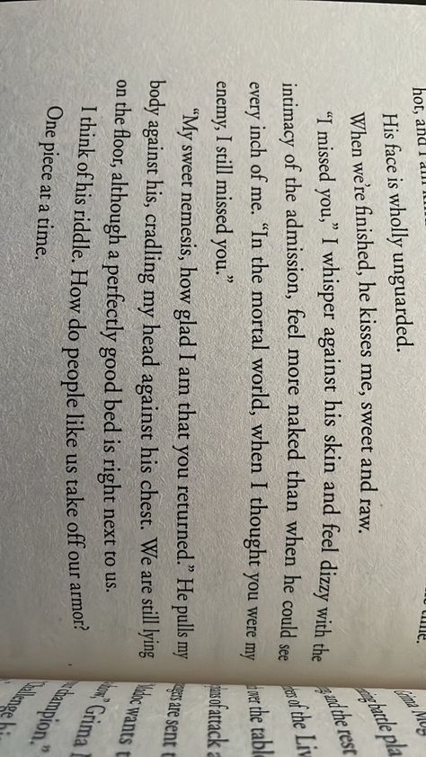 book text enemies to lovers Enemies To Lovers First Kiss, Jude And Cardan Kiss, Jude Cardan, Cardan And Jude, Jude And Cardan, I Still Miss You, Queen Of Nothing, The Cruel Prince, Enemies To Lovers