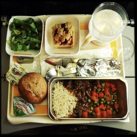 5 Types Of Airplane Food You Should Never, Ever OrderDelish Airline Meal, Airplane Food, Plane Food, Airline Food, On The Plane, Kid Friendly Travel Destinations, Lunch Snacks, Instagram Food, Food Snapchat