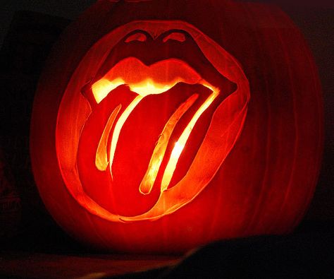 Rolling Stones Image - Photos: Pumpkins Carved to Look Like Rock Stars | Rolling Stone Diy Pumpkin Carving, Pumkin Carving, Rolling Stones Logo, 90s Fashion Outfits Hip Hop Party, Pumpkin Carving Designs, Lantern Ideas, Halloween Rocks, Pumpkin Carvings Stencils, Halloween Pumpkins Carvings