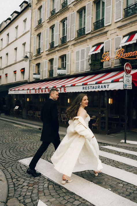 Copenhagen Wedding, Inspo Photoshoot, Couples Outfits, Nyc Engagement, Civil Wedding, House Of Cb, Photoshoot Outfits, Couple Outfits, Couple Portraits