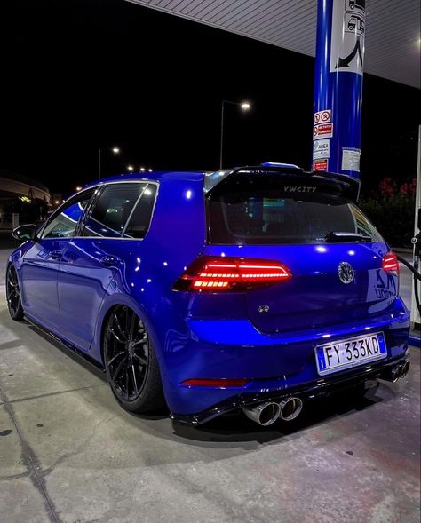 Golf R Mk7, Polo Car, Golf 7 R, Golf 7 Gti, Photo Bleu, Gti Mk7, Clever Captions For Instagram, Golf Car, Volkswagen Golf Gti