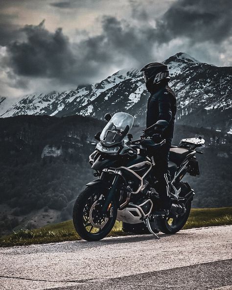 Triumph Tiger 1200 Gt Pro and Mountain #triumph #triumphlife #triumphstyle #triumphtiger #triumphinstagramm #triumphnation… | Instagram Triumph Aesthetic, Triumph 1200, Tiger 1200, Motorcycle Wallpaper, Triumph Tiger, Iron Horse, Triumph Motorcycles, Travel Usa, Aesthetic Art