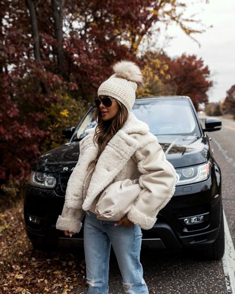 Instagram Archives - Mia Mia Mine Shearling Jacket Outfit, Biker Jacket Outfit, Mia Mia Mine, Mia Mia, Faux Shearling Jacket, Fall Hats, Jacket Outfit, Athleisure Outfits, Fall Street Style