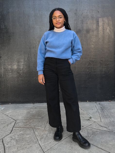 Work Outfits Women Layers, Layering With A Turtleneck, Minimalist Cold Weather Outfit, Womens Layering Outfits, Layering Work Outfits, Layers Outfits Fall, Minimalist Layering Outfit, Layered Neutrals Outfit, Layered Outfit Spring