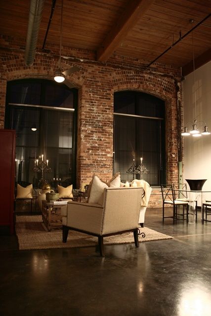 brick wall, windows.... Oh I can see myself living in a downtown loft or warehouse with concrete floors and exposed. brick a must. Brick Ceiling, Warm Industrial, Industri Modern, Teenage Room Decor, Warehouse Living, Asma Kat, Entertaining House, Loft Interior, Small Apartment Design