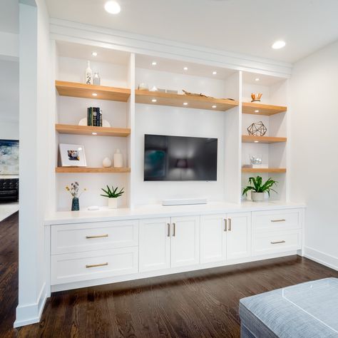 Built In Wall Units, Built In Shelves Living Room, Living Room Wall Units, Living Room Built Ins, Fireplace Entertainment Center, Living Room Entertainment Center, Living Room Entertainment, Living Room Shelves, Living Room Remodel