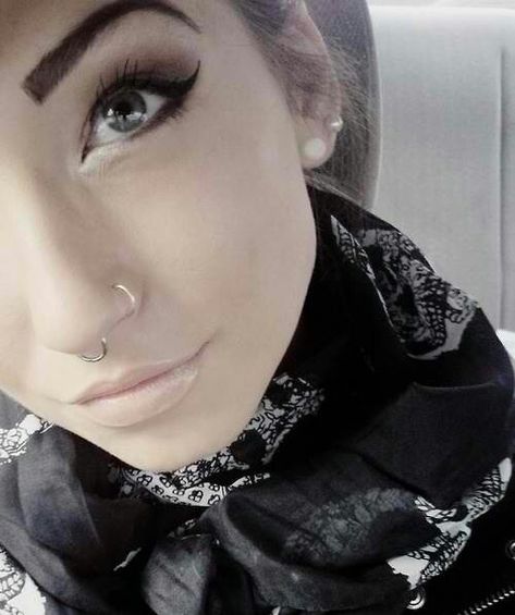 Septum or Nostril Piercing? Piercing Nose Septum, Double Nose Piercing, Nose Septum, Piercing Nose, Dermal Piercing, Cute Piercings, Piercings Unique, Goth Girl, Body Piercings