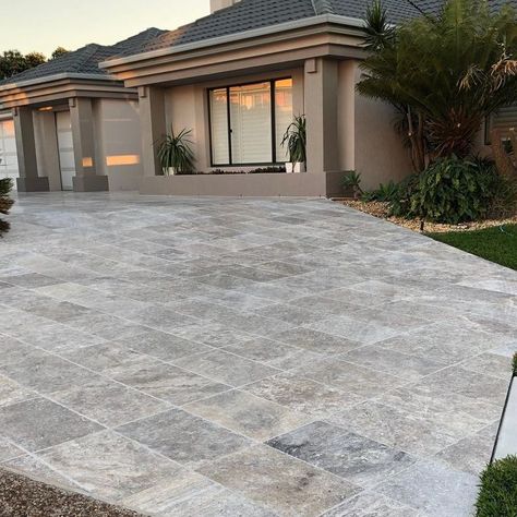 Lithic Australia's Silver Trav travertine pavers used for a driveway. Travertine Front Elevation, Travertine Alfresco, Travertine Driveway, Travertine Crazy Paving, Silver Travertine Pool Deck, Cobbled Driveway, Paver Lights, Silver Tumbled Travertine, Light Browns