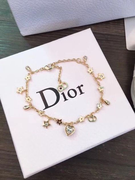 Dior Jelewry, Dior Bracelet, Vientiane, Bridal Diamond Jewellery, Gold Girl, Kawaii Accessories, Dior Jewelry, Classy Jewelry, Expensive Jewelry