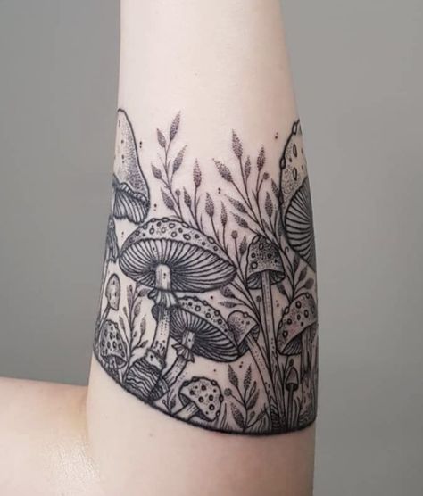 Mushroom Ankle Tattoo, Mushroom And Flowers Tattoo, Ankle Cuff Tattoo, Fall Tattoo Ideas, Mushroom Tattoo Ideas, Fall Tattoos, Fall Tattoo, Cuff Tattoo, Mushroom Tattoo